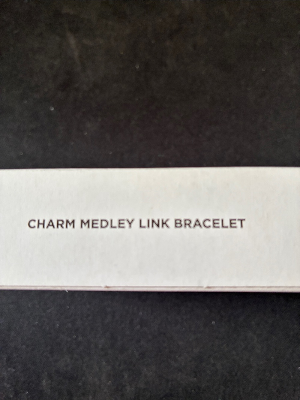 Avon. Charm Medley link bracelet - Picture 4 of 5